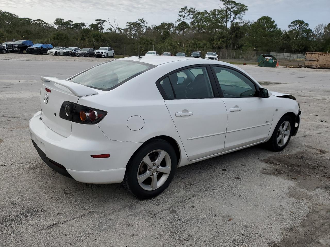 2005 Mazda 3 - Image 3