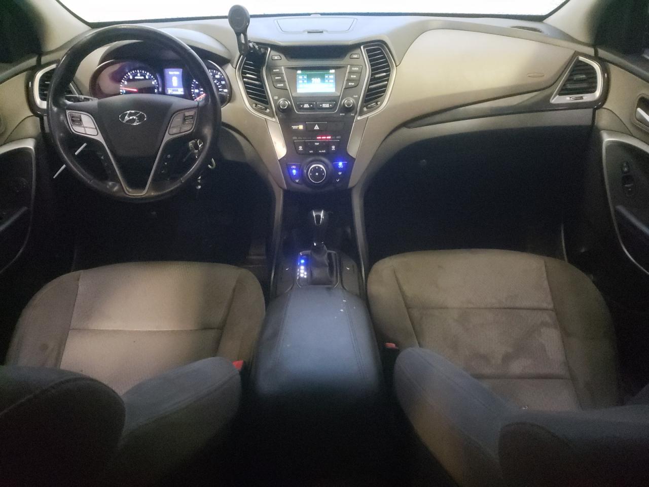 2014 Hyundai Santa Fe - Image 8