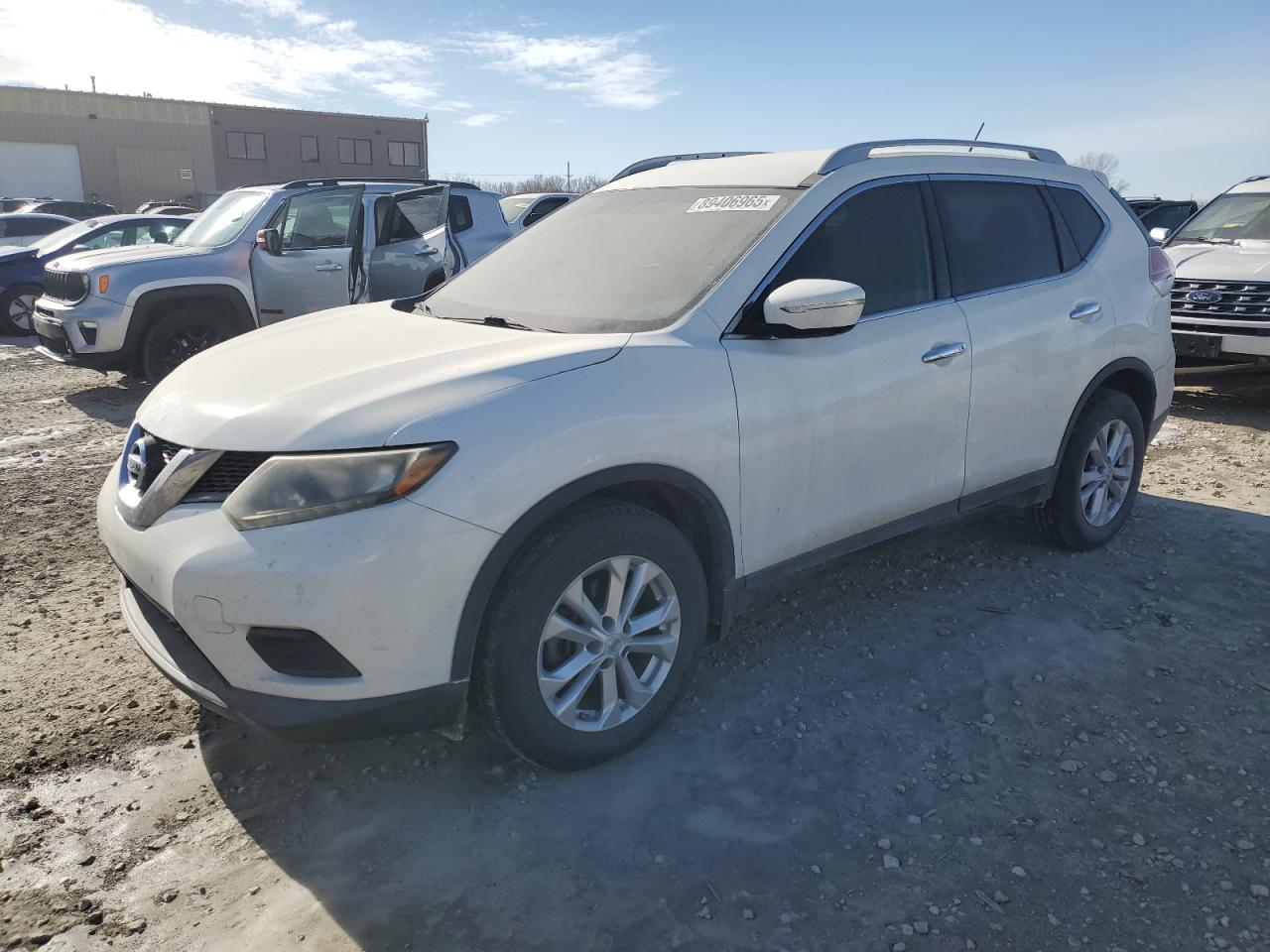 2015 Nissan Rogue - Image 1