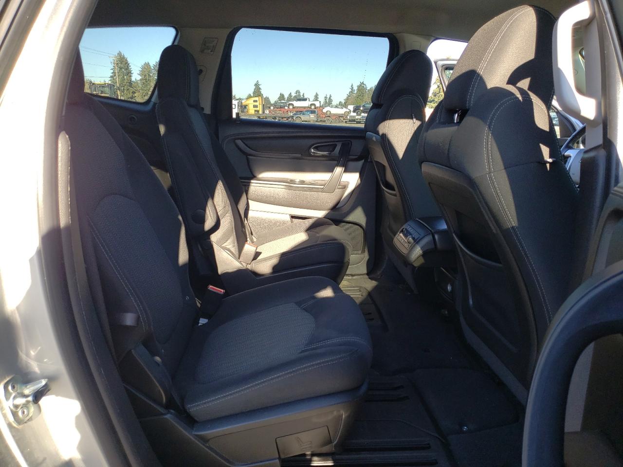 2013 Chevrolet Traverse - Image 10