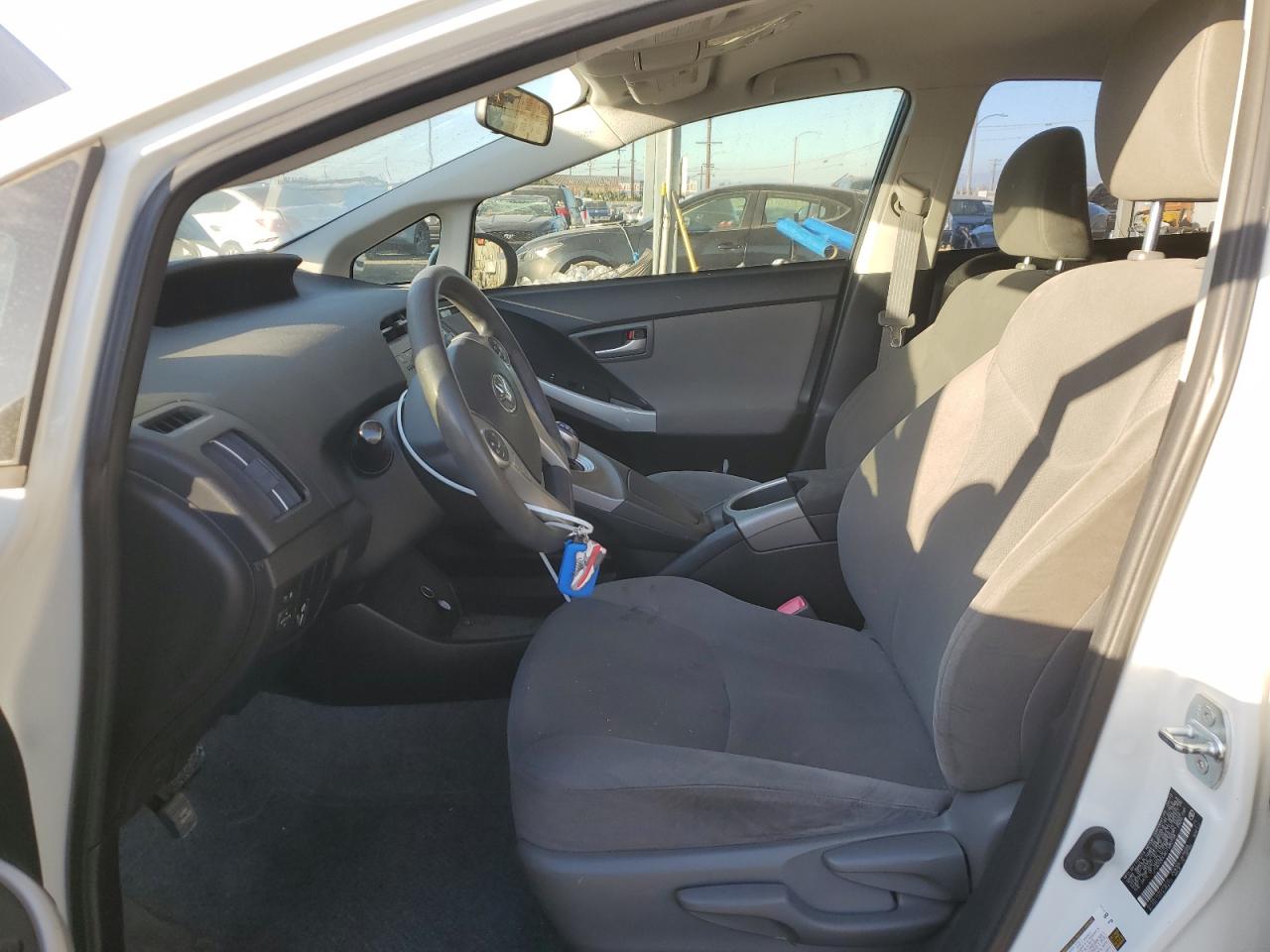 2013 Toyota Prius - Image 7