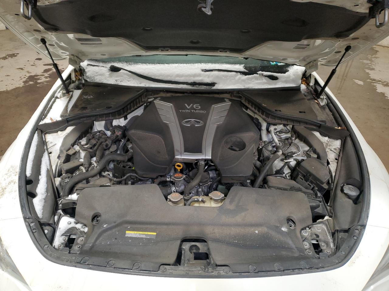 2018 Infiniti Q60 - Image 11