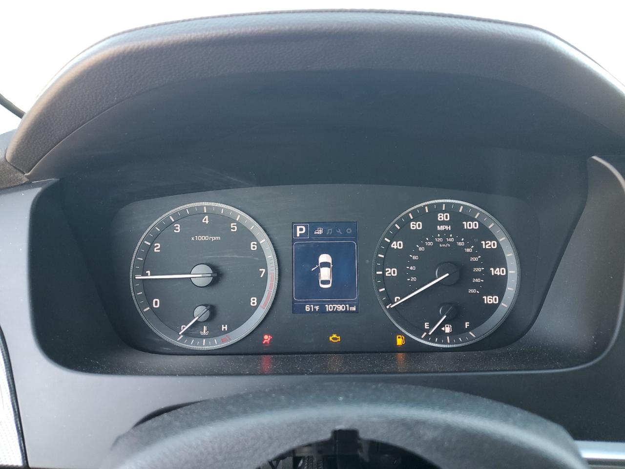 2017 Hyundai Sonata - Image 9