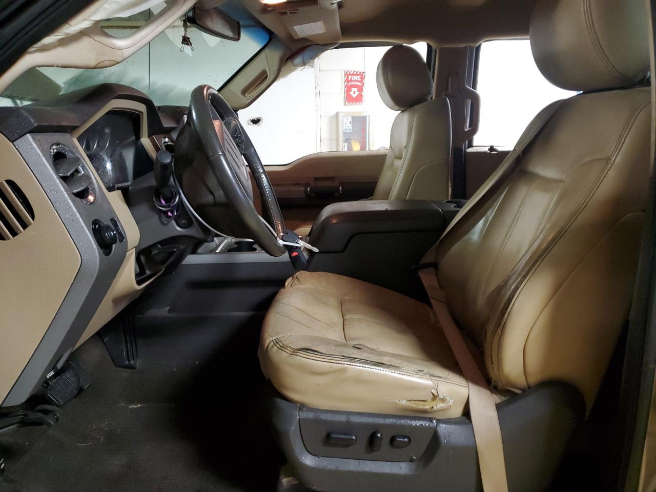 2013 Ford F350 - Image 7