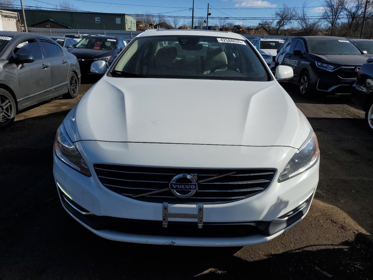 2016 Volvo S60 - Image 5