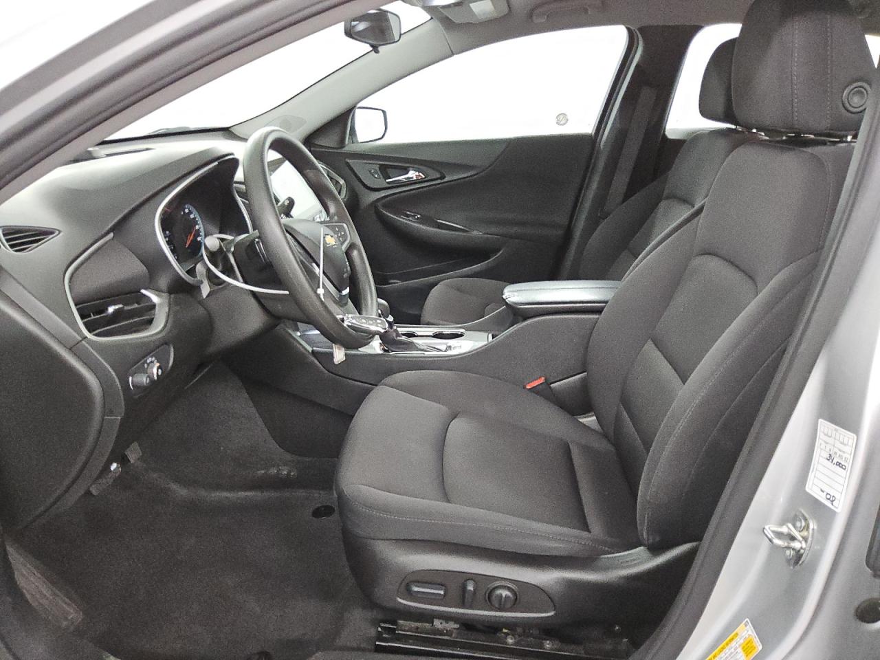 2022 Chevrolet Malibu - Image 7