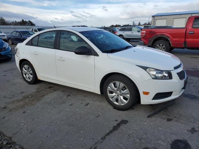 Sedans CHEVROLET CRUZE 2013 Biały