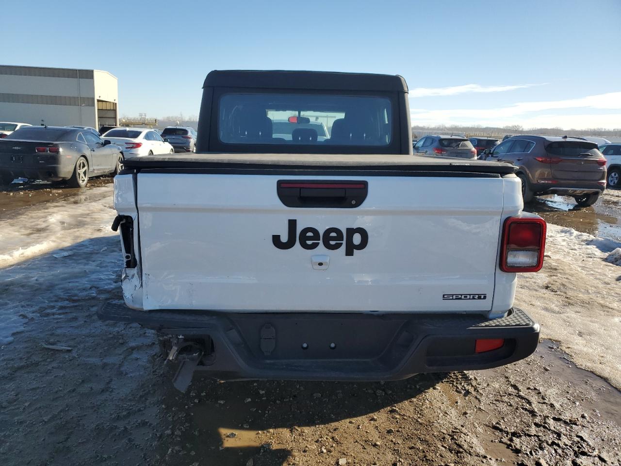 2020 Jeep Gladiator - Image 6