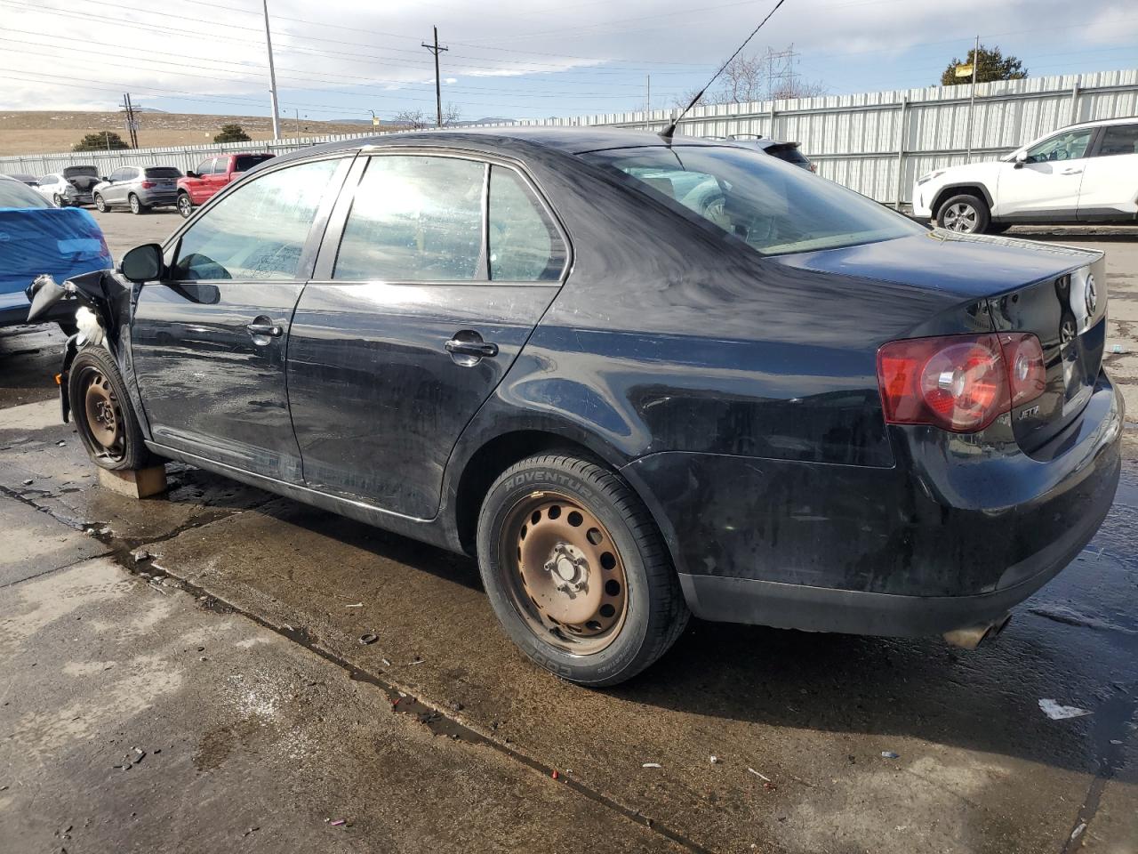2009 Volkswagen Jetta - Image 2