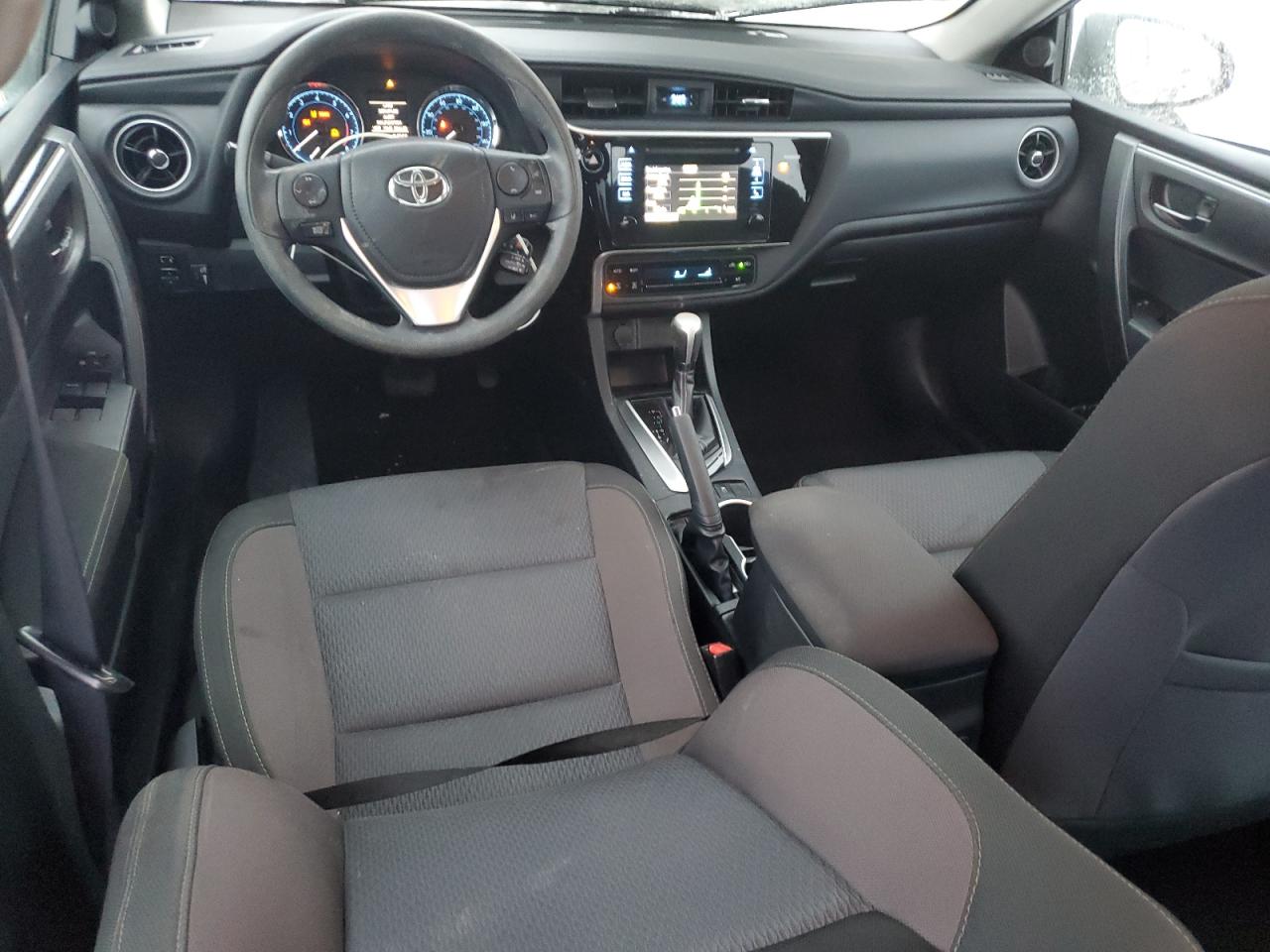 2017 Toyota Corolla - Image 8