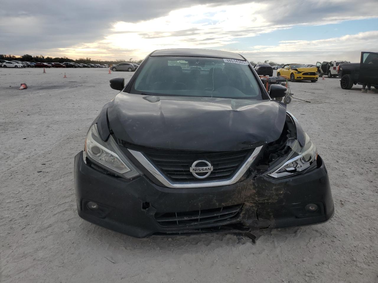 2018 Nissan Altima - Image 5