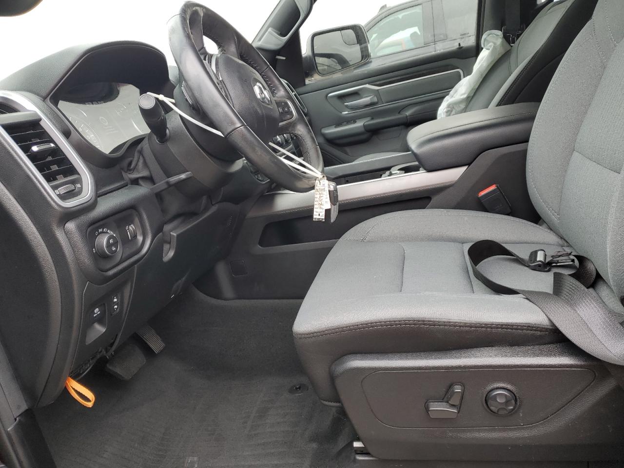 2021 RAM 1500 - Image 7