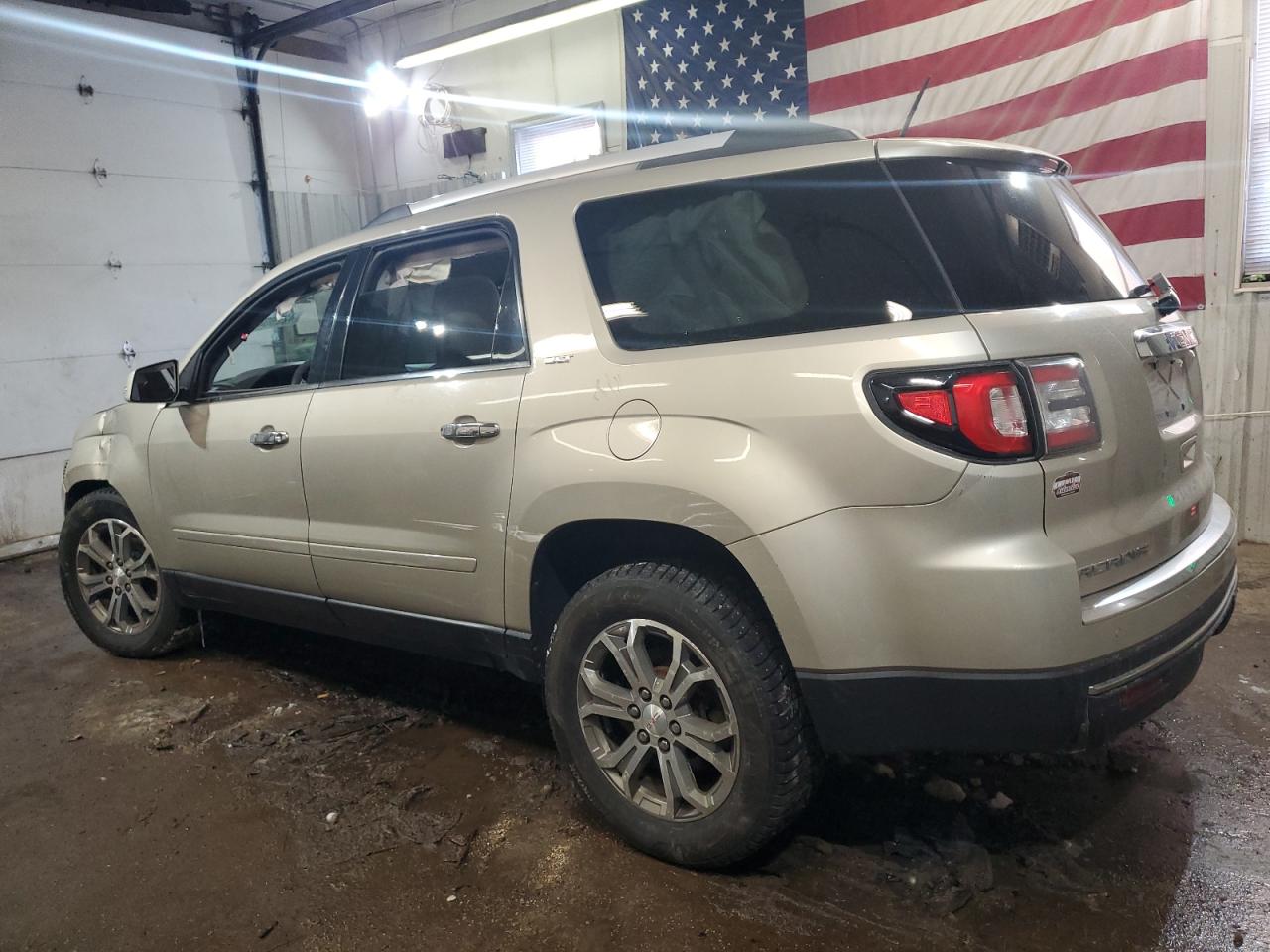 2016 GMC Acadia - Image 2