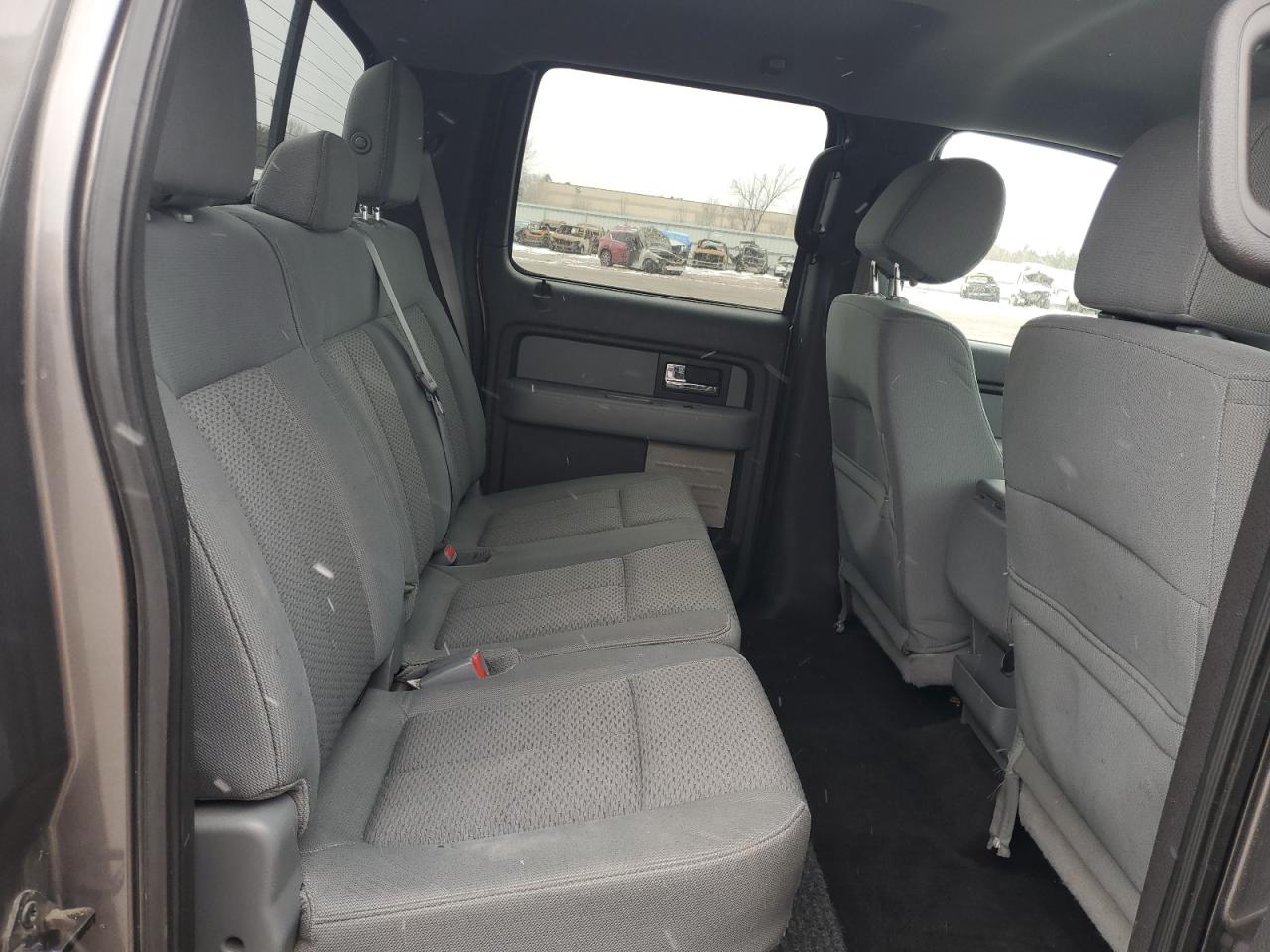 2014 Ford F-150 - Image 10