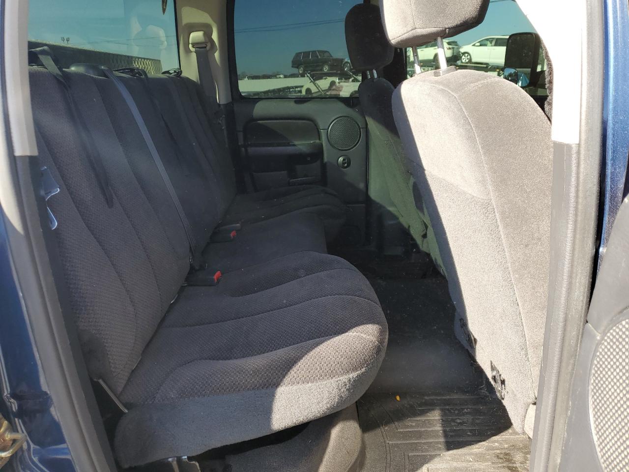 2003 Dodge RAM - Image 11