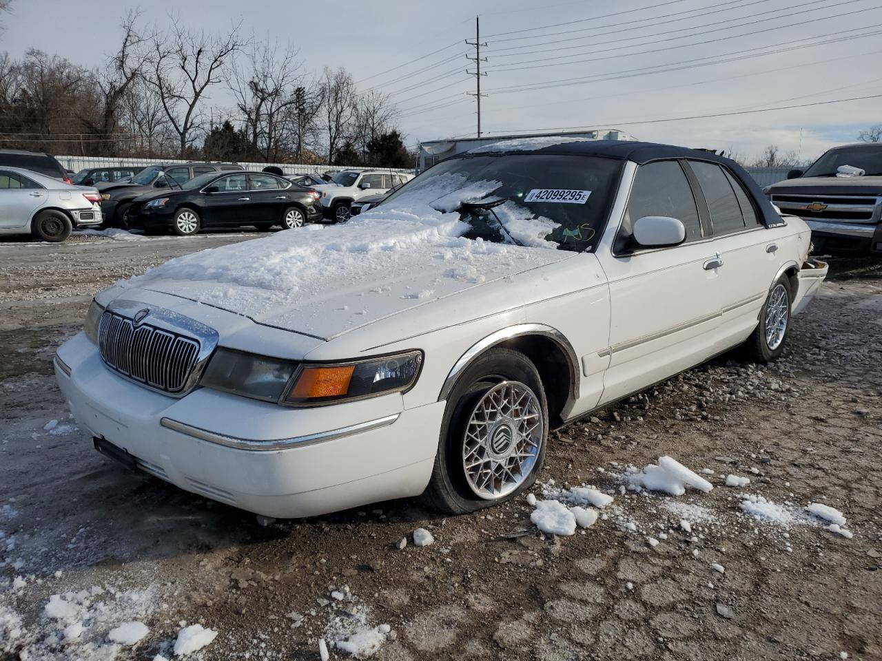 2001 Mercury Grand Marquis Gs for Sale in Bridgeton, MO - Rear End