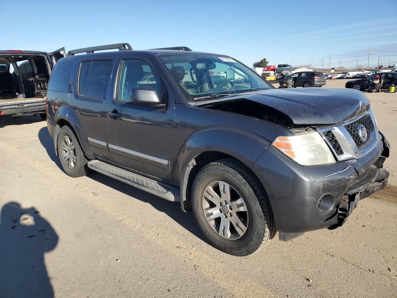 2011 Nissan Pathfinder - Image 4