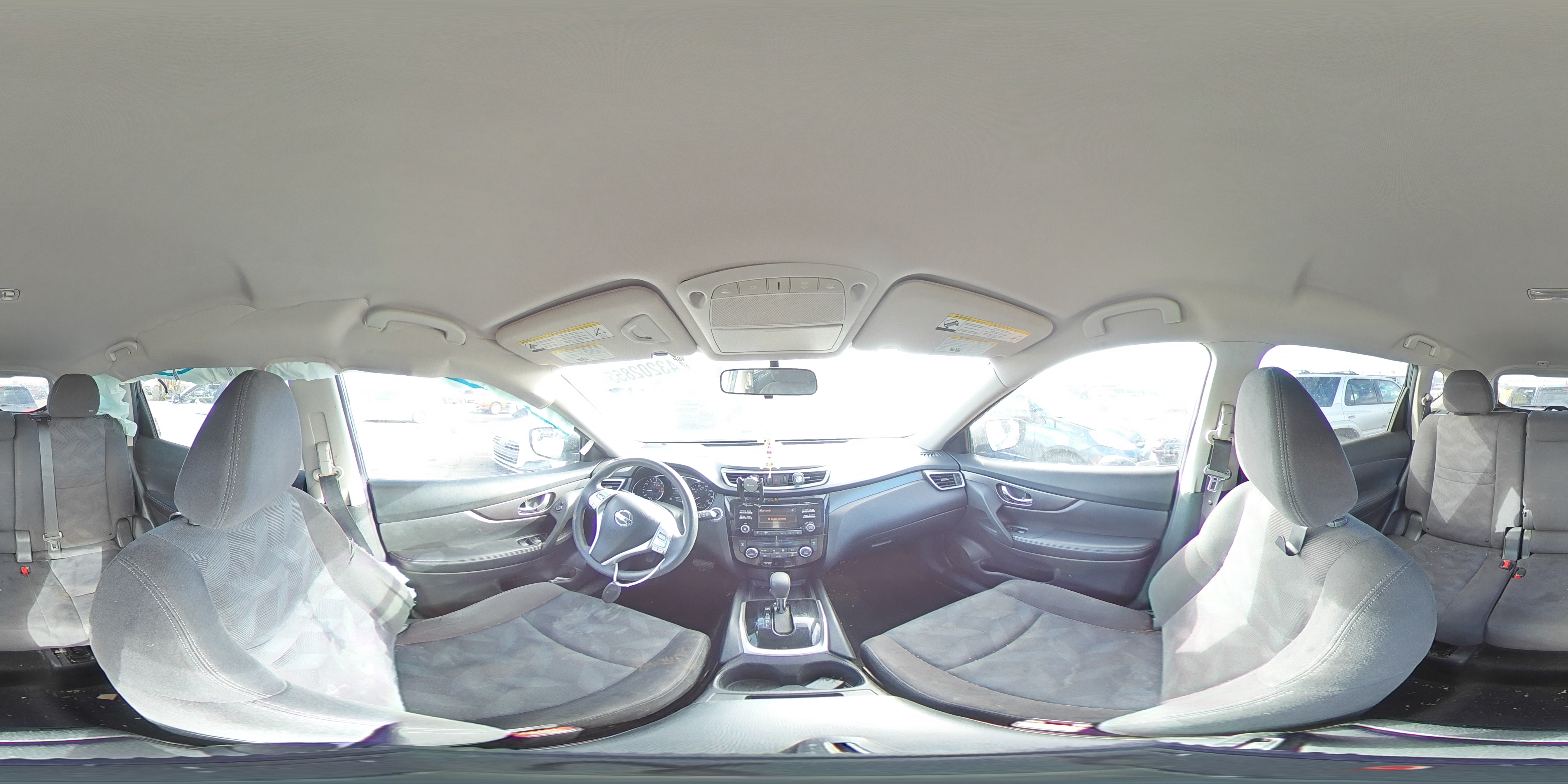 2015 Nissan Rogue - Image 13