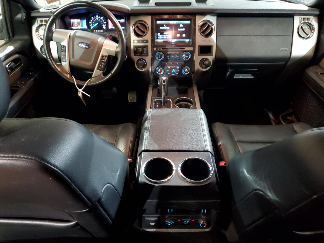2015 Ford Expedition - Image 8