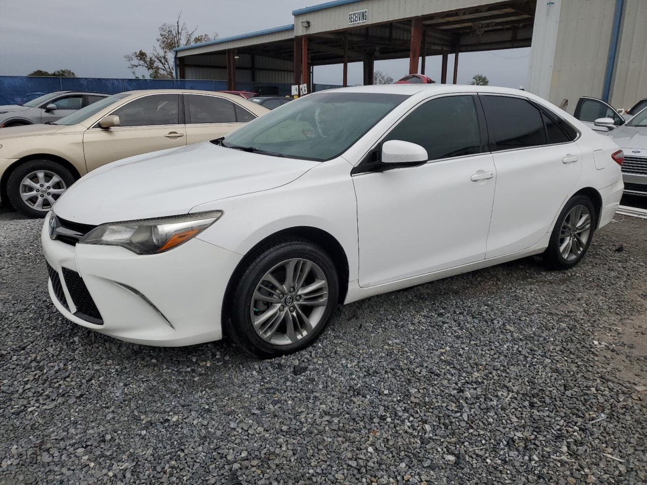 VIN 4T1BF1FK5HU758650 2017 TOYOTA CAMRY no.1