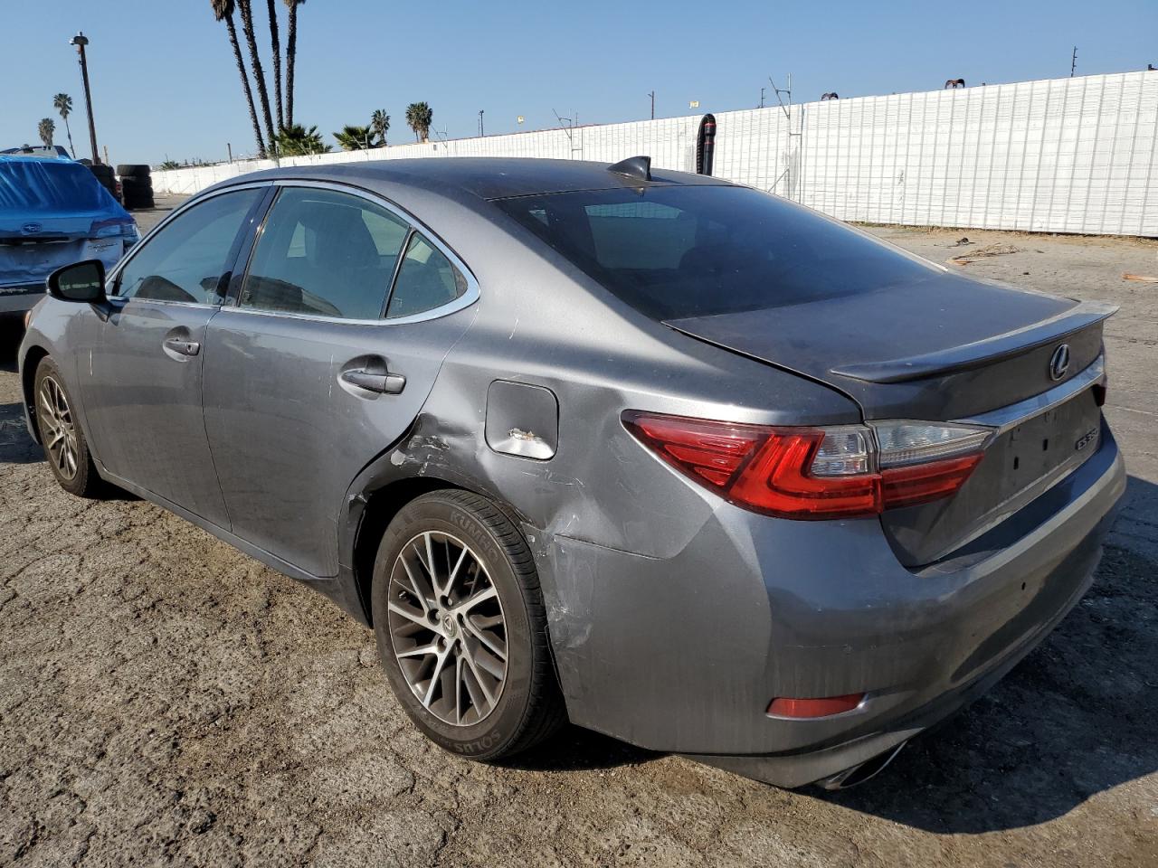 VIN 58ABK1GG5HU036318 2017 LEXUS ES350 no.2