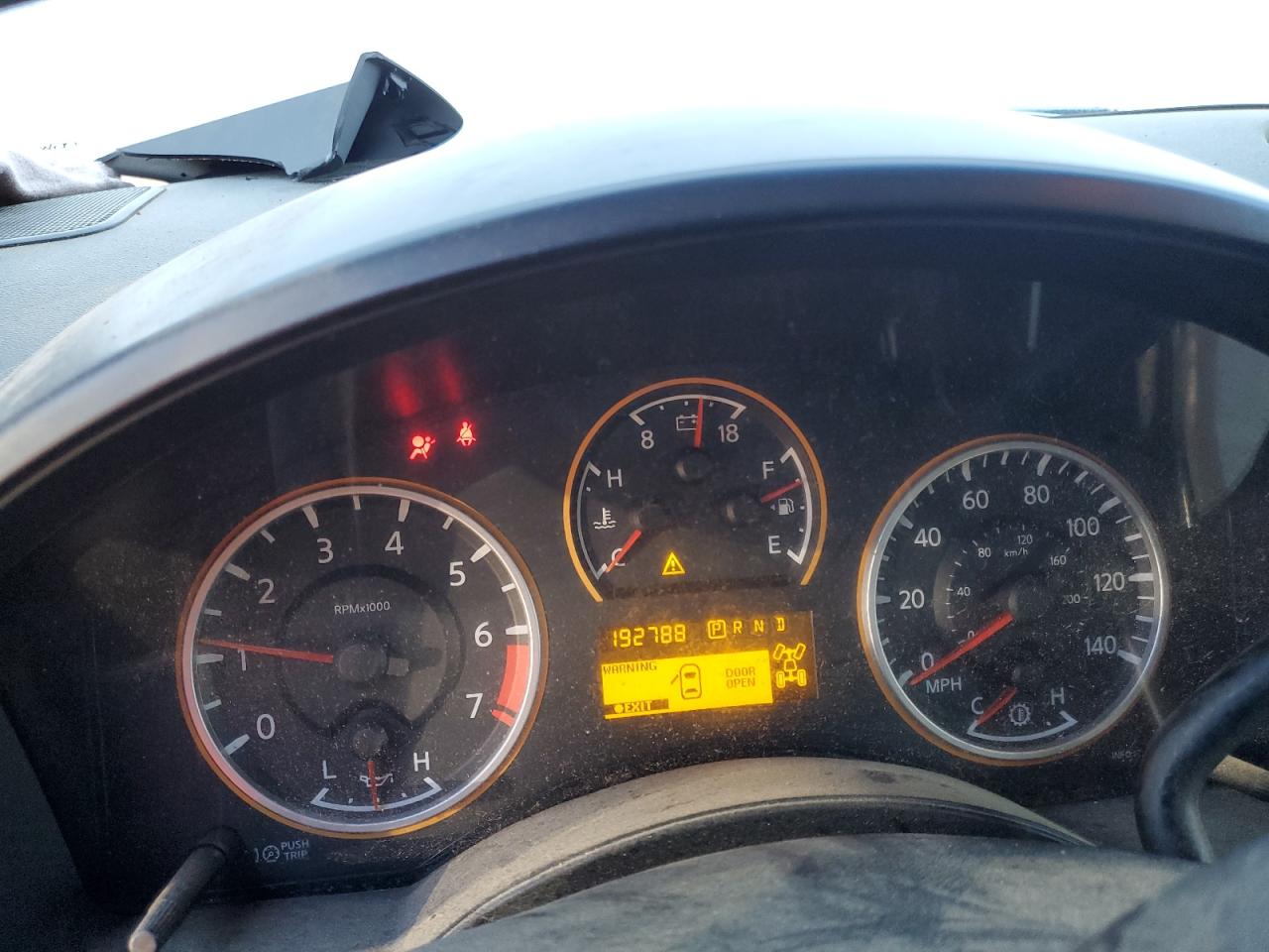 2008 Nissan Titan - Image 9