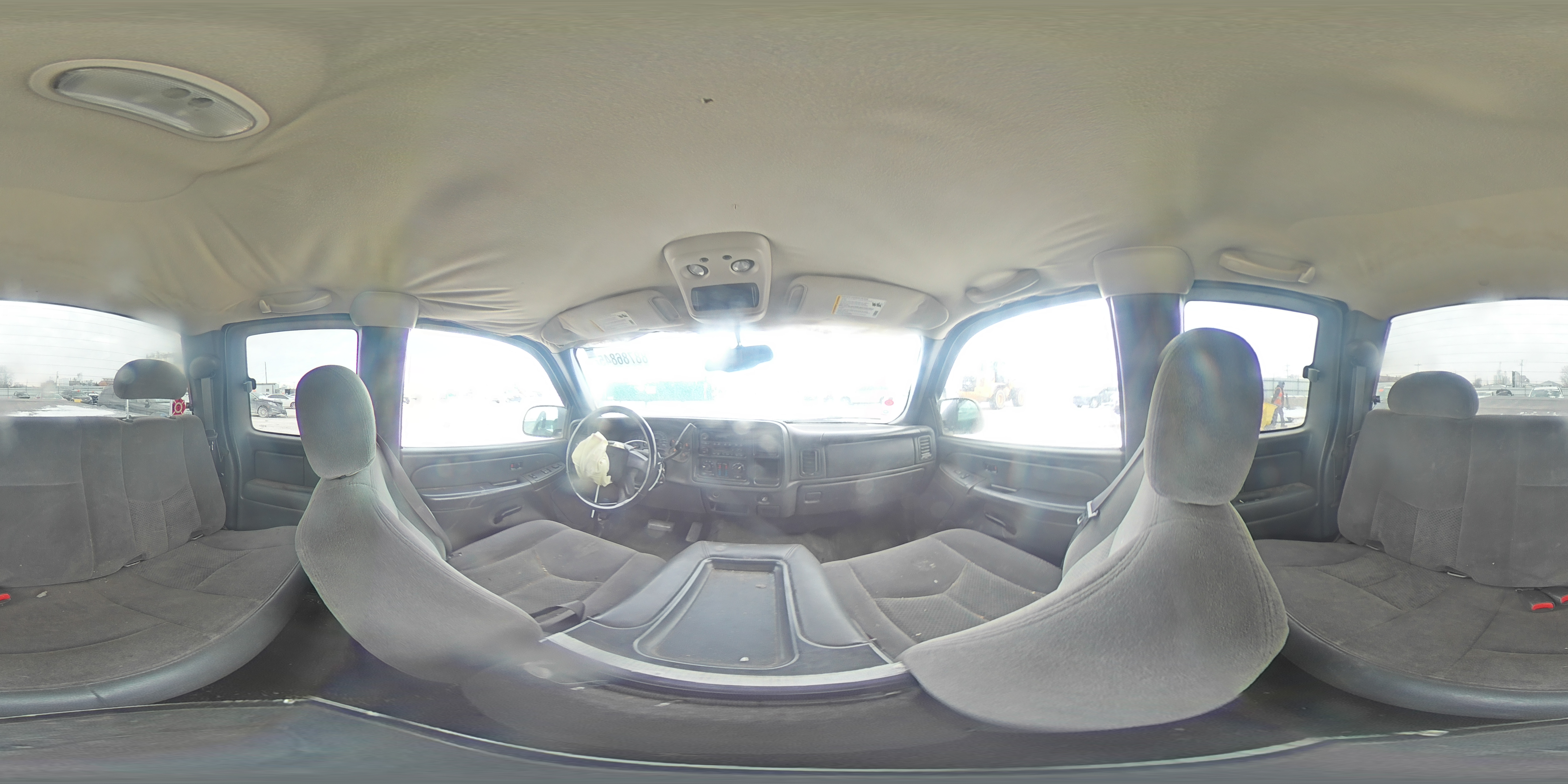 2005 Chevrolet Silverado - Image 13