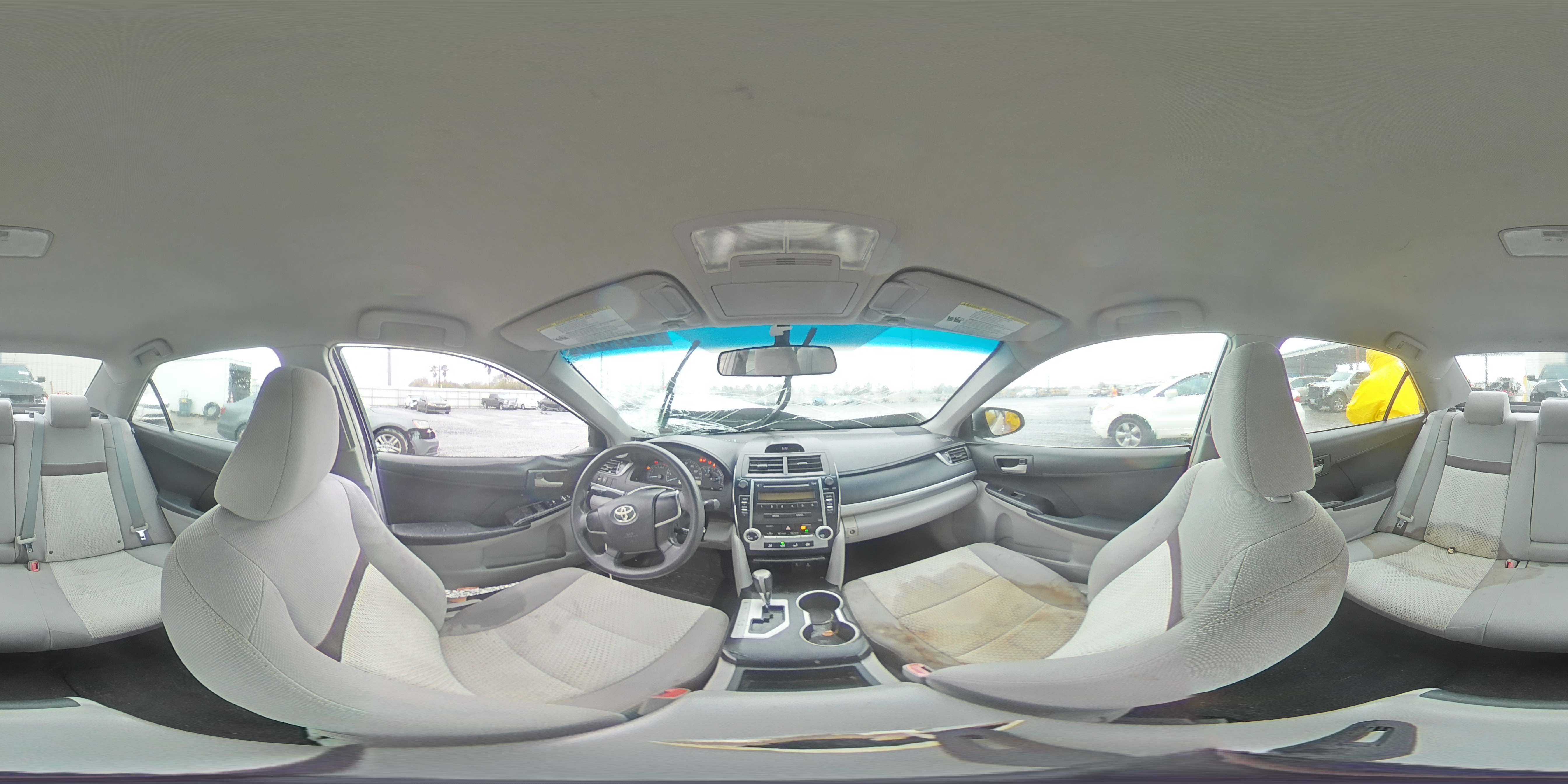 2012 Toyota Camry - Image 15