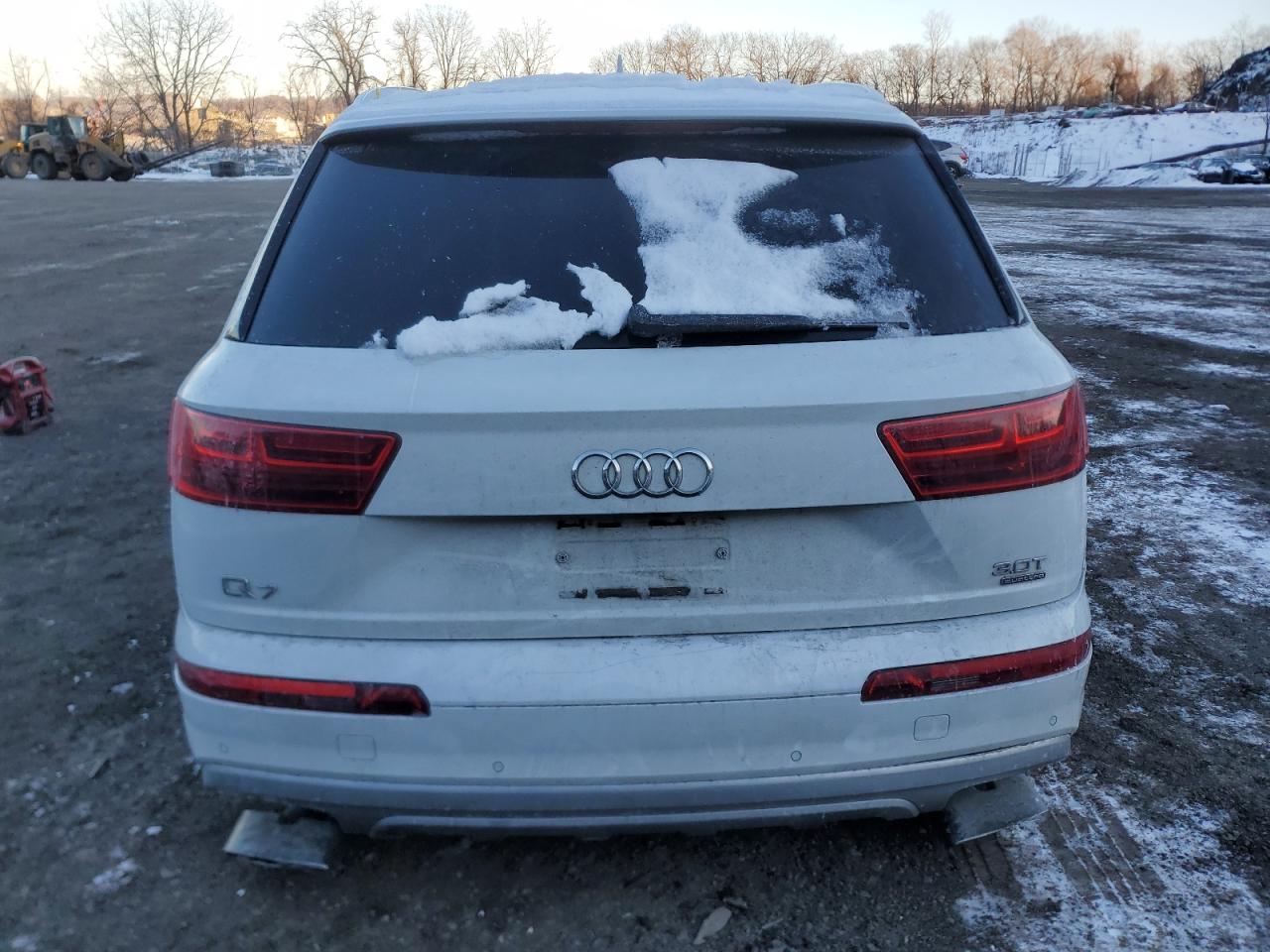 2017 Audi Q7 - Image 6