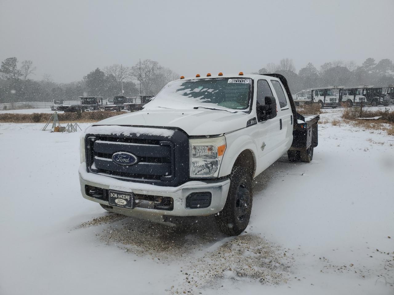 2016 Ford F350 - Image 2