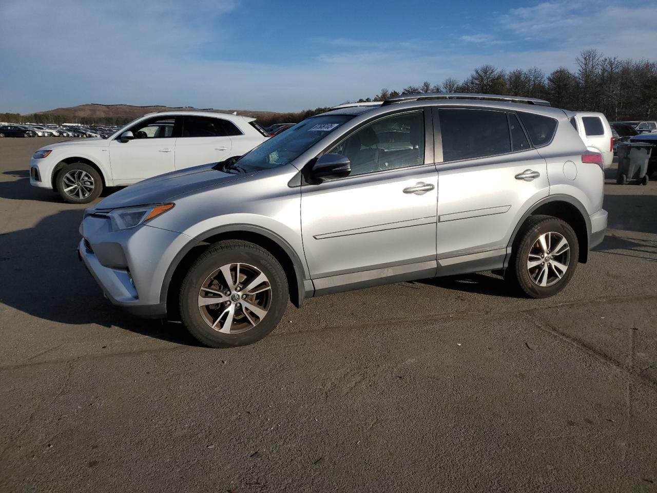 2018 Toyota RAV 4 - Image 1