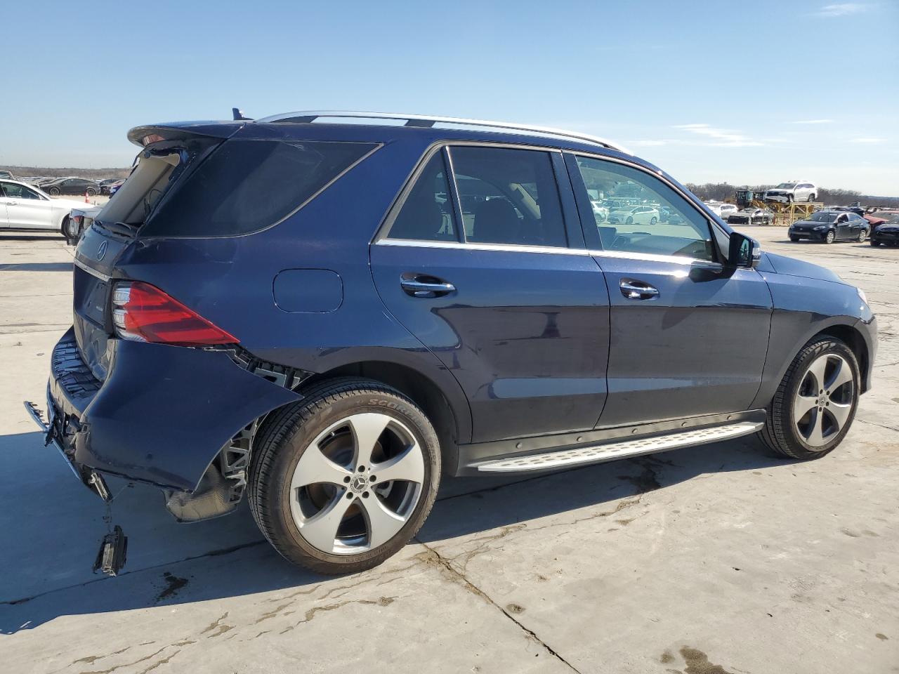 2017 Mercedes-Benz GLE - Image 3