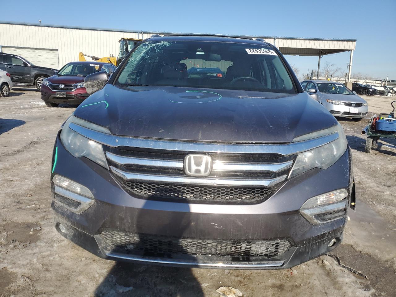 2016 Honda Pilot - Image 5