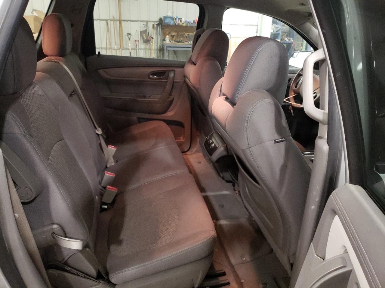 2014 Chevrolet Traverse - Image 11