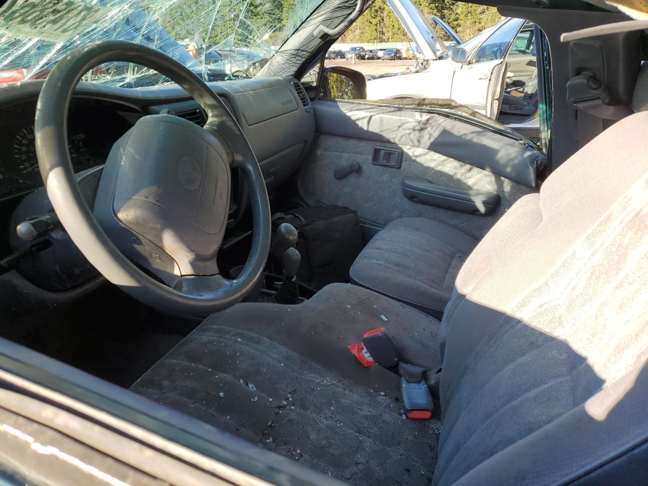 2000 Toyota Tacoma Xtracab VIN: 5TEWM72N3YZ693836 Lot: 87458624