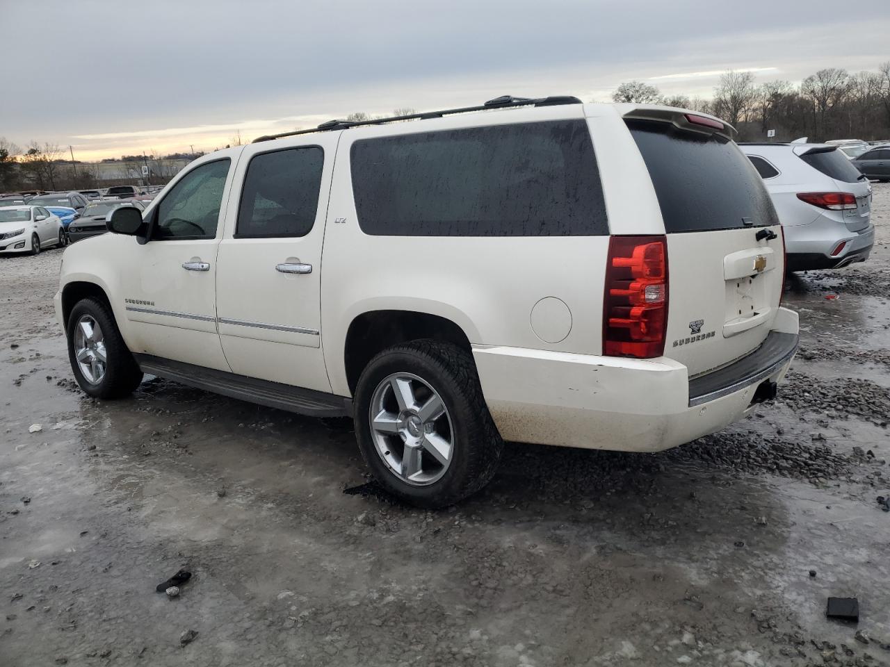 2013 Chevrolet Suburban - Image 2