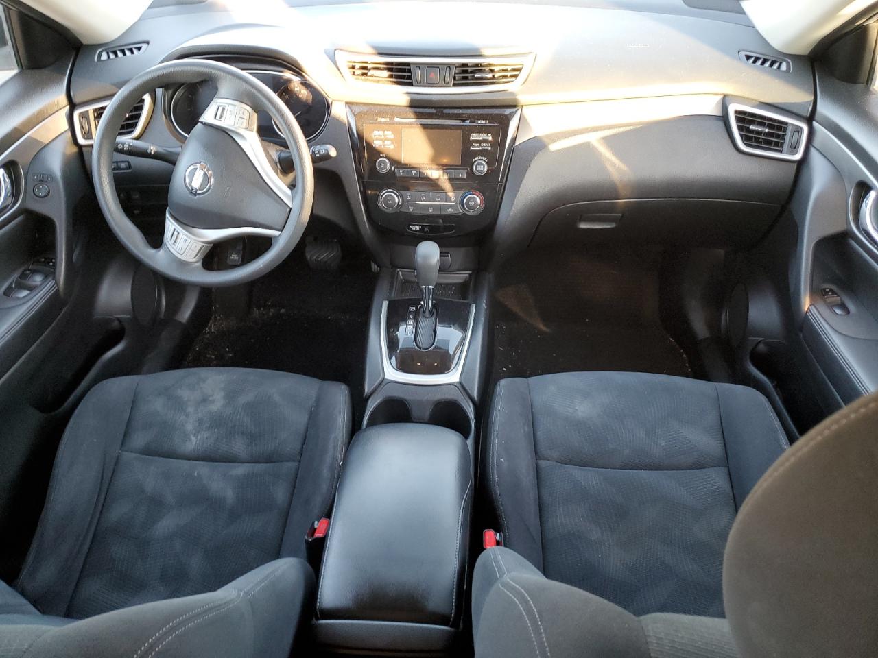 2016 Nissan Rogue - Image 8