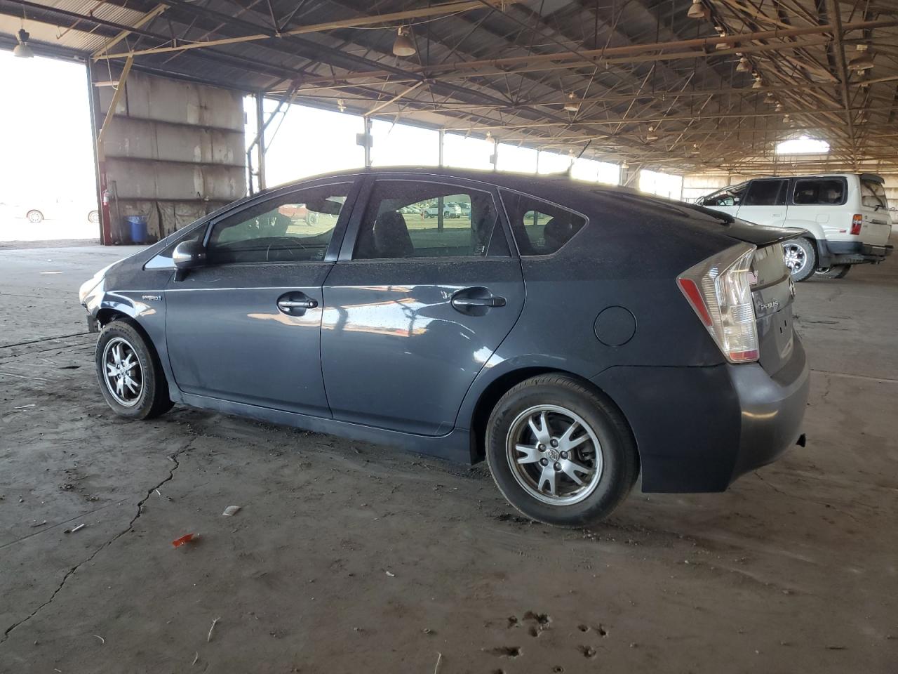 2013 Toyota Prius - Image 2