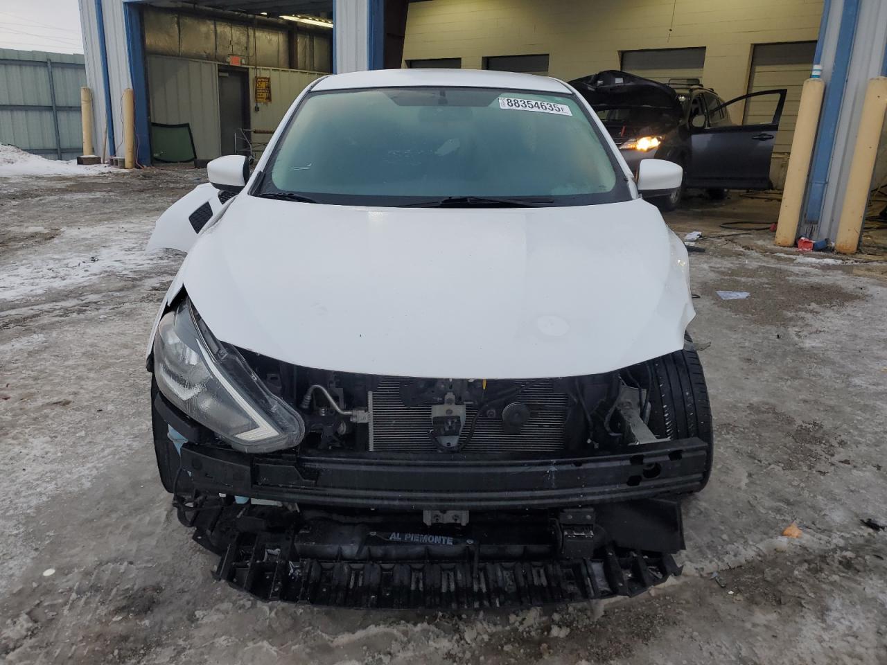 2018 Nissan Sentra - Image 5