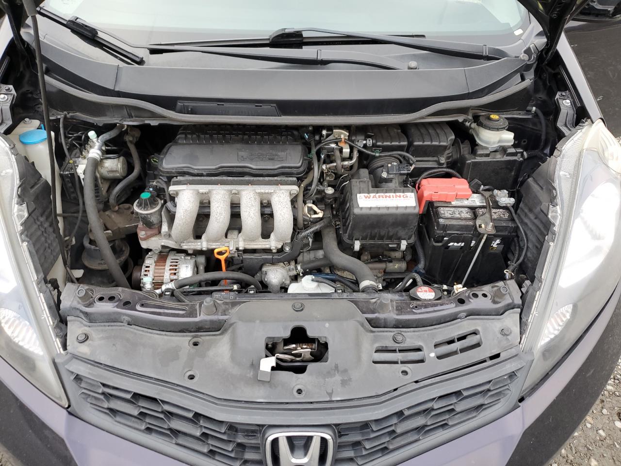 2013 Honda Fit - Image 11