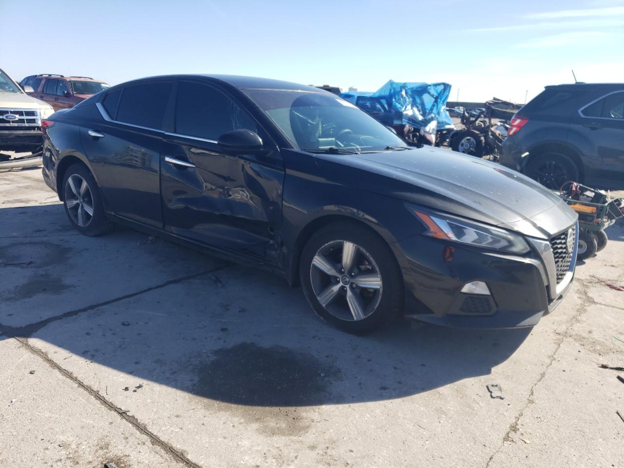 2021 Nissan Altima - Image 4