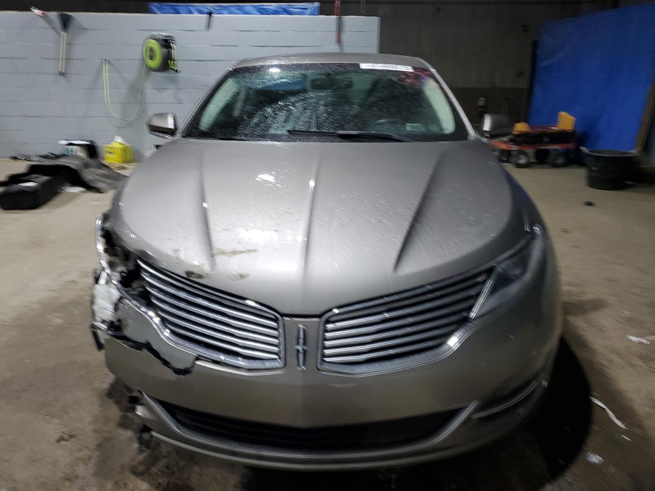 VIN 3LN6L2LU7GR633743 2016 LINCOLN MKZ no.5