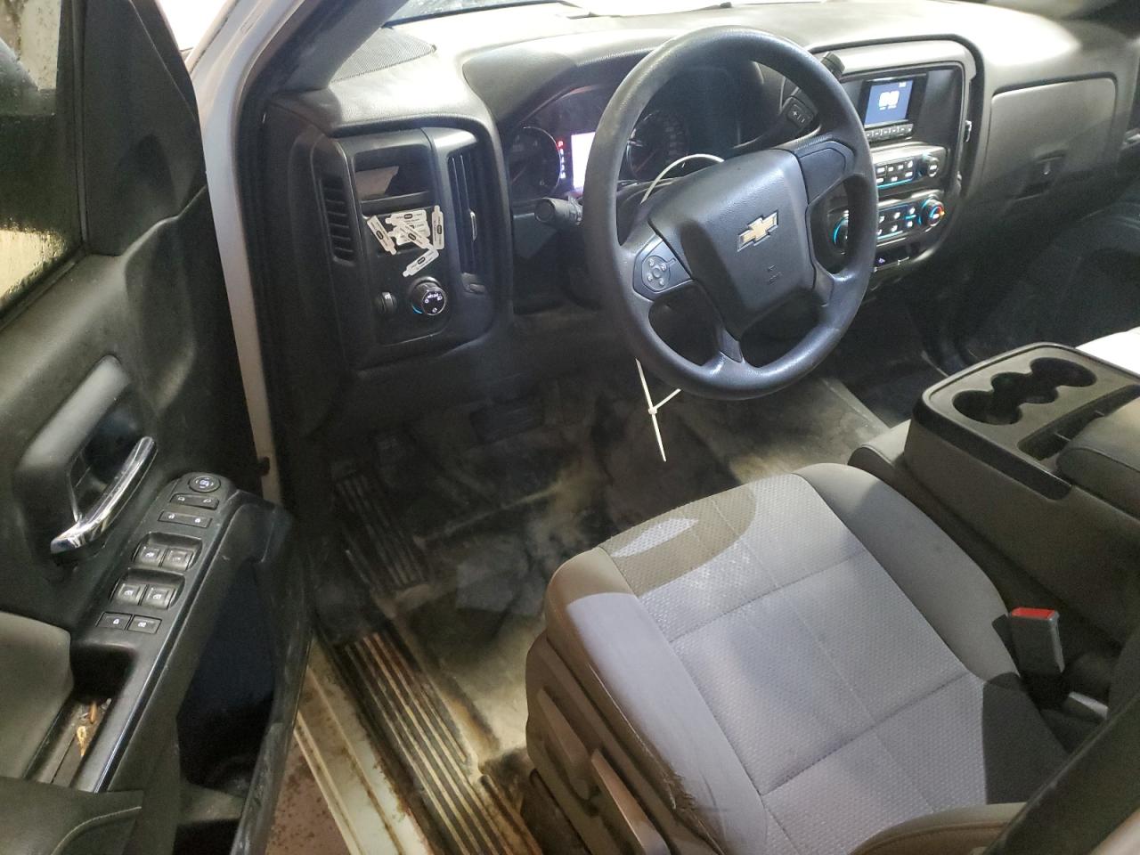 2015 Chevrolet Silverado - Image 8