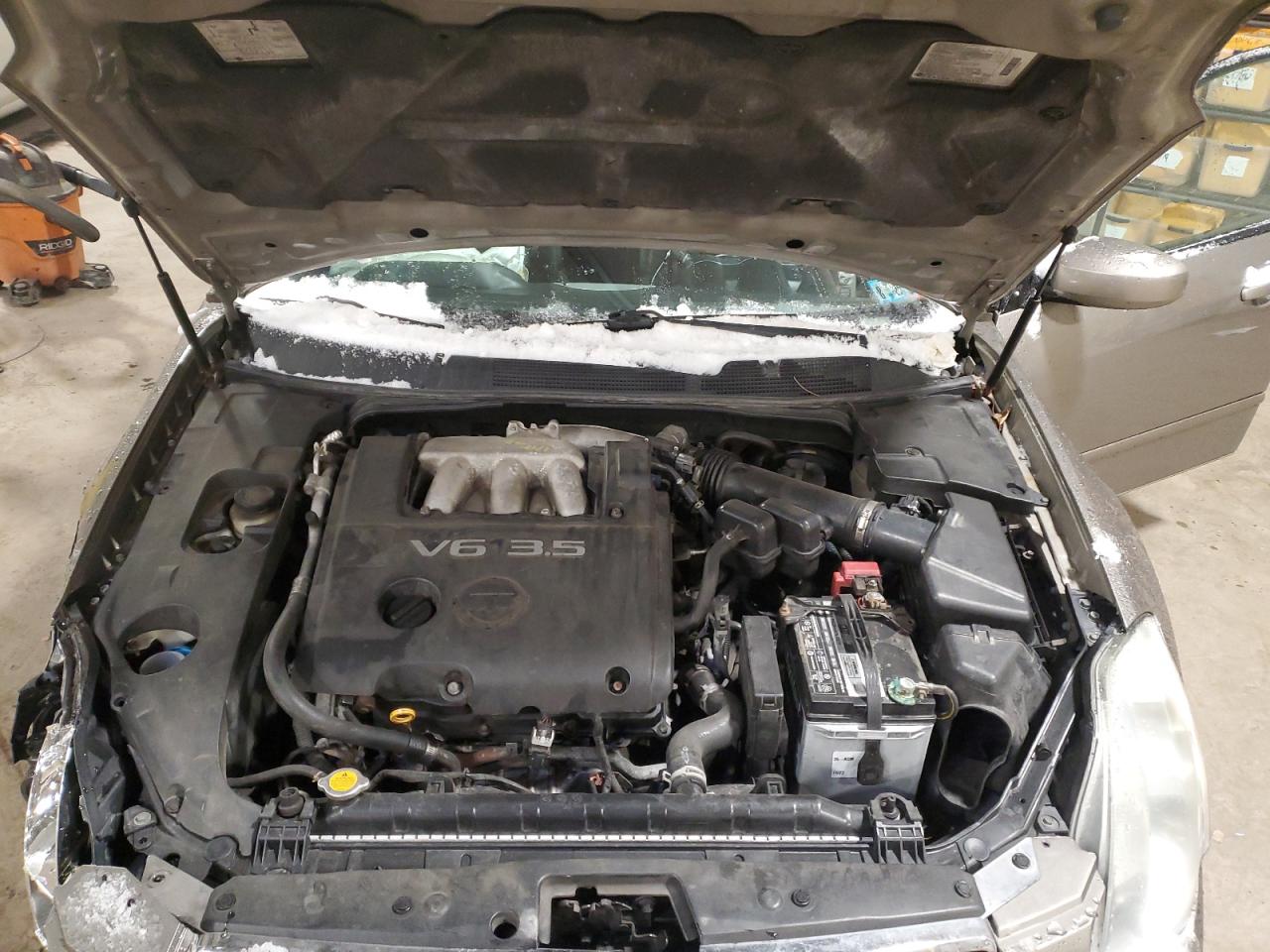 2005 Nissan Maxima - Image 11