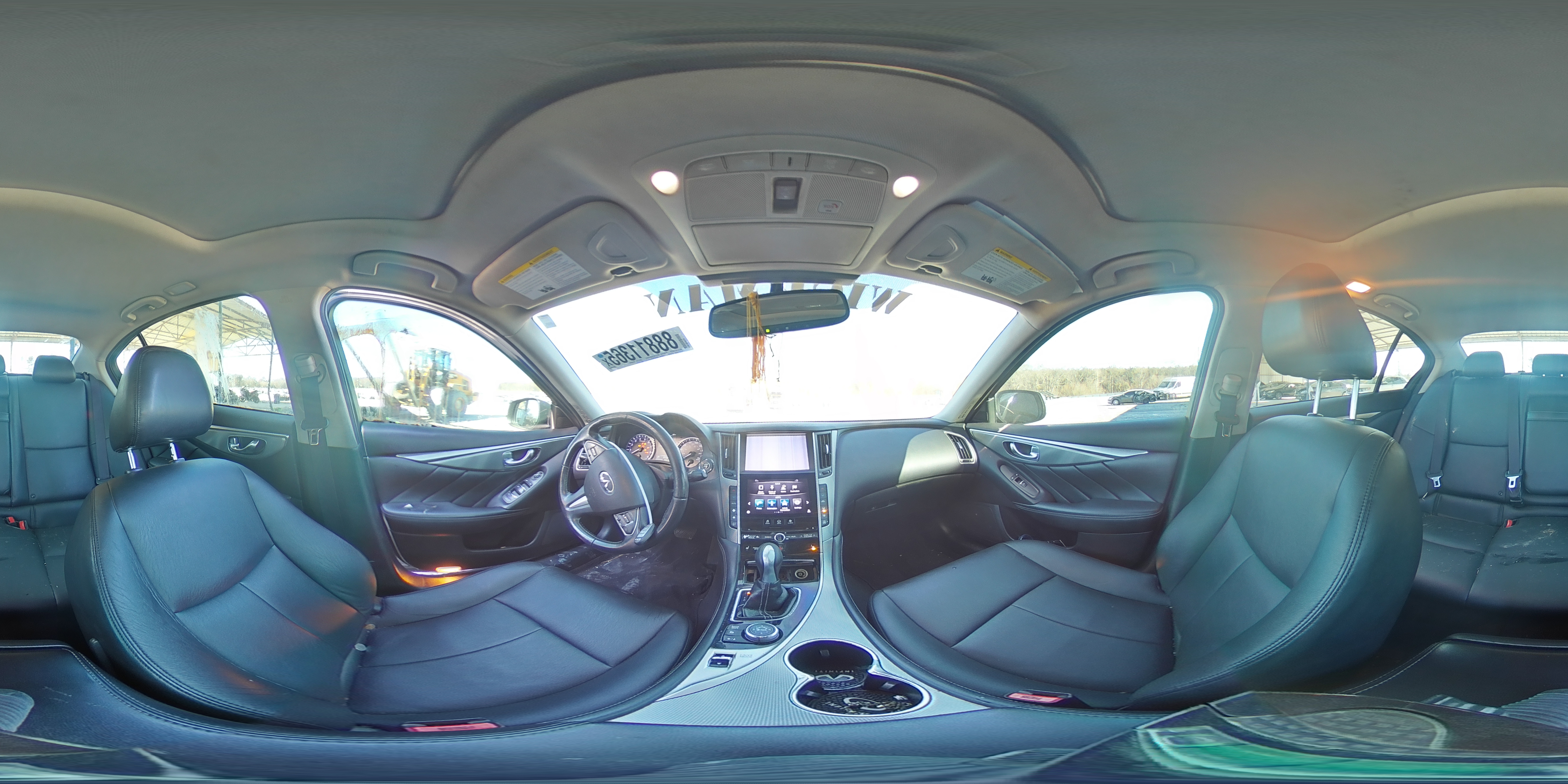 2015 Infiniti Q50 - Image 13