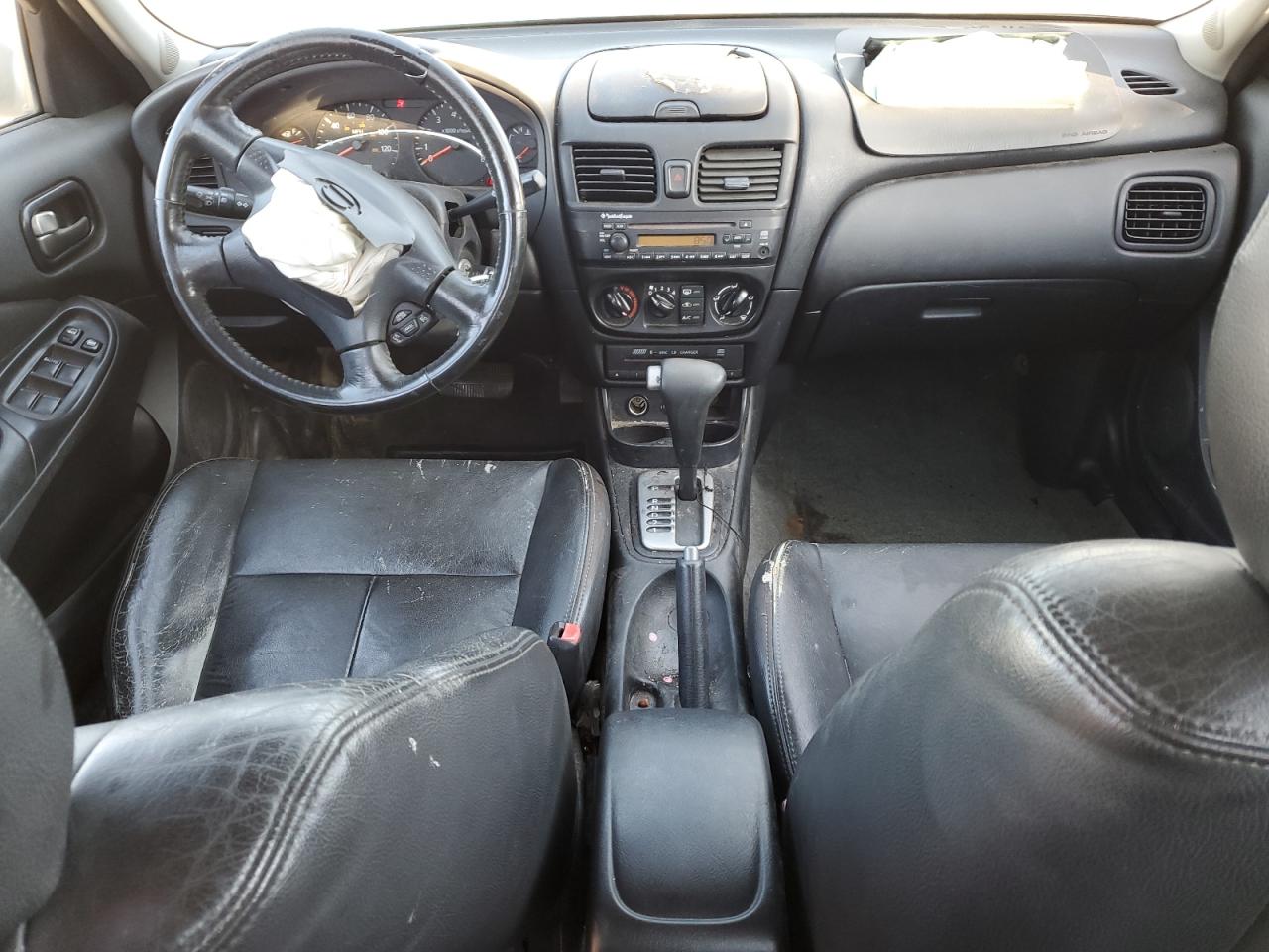 2005 Nissan Sentra - Image 8