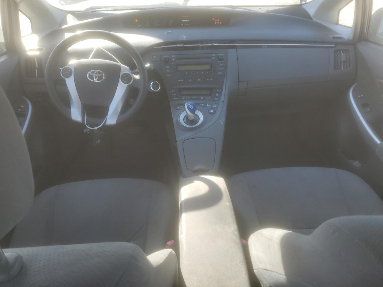 2010 Toyota Prius - Image 8