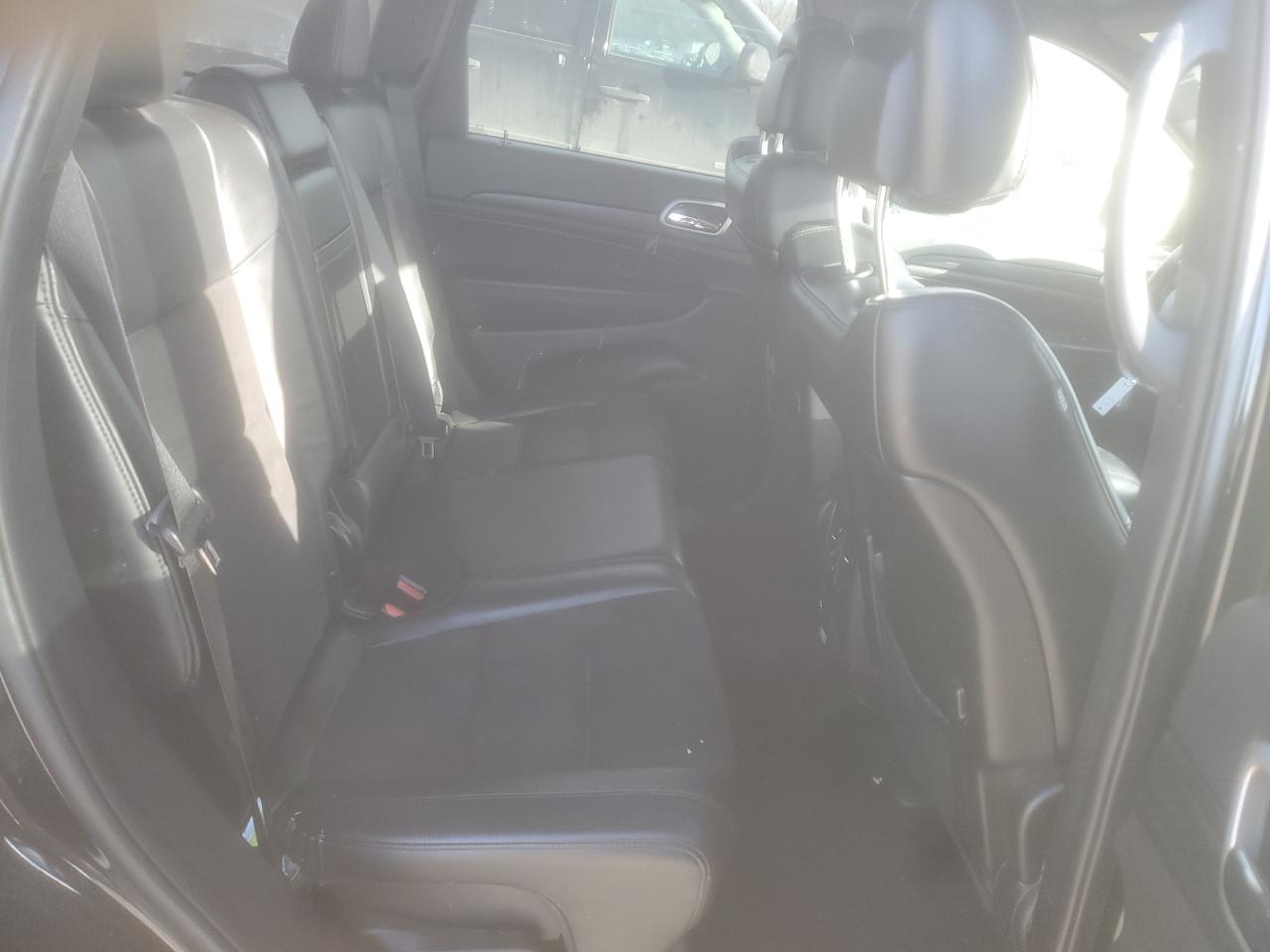 2021 Jeep Grand Cherokee - Image 11