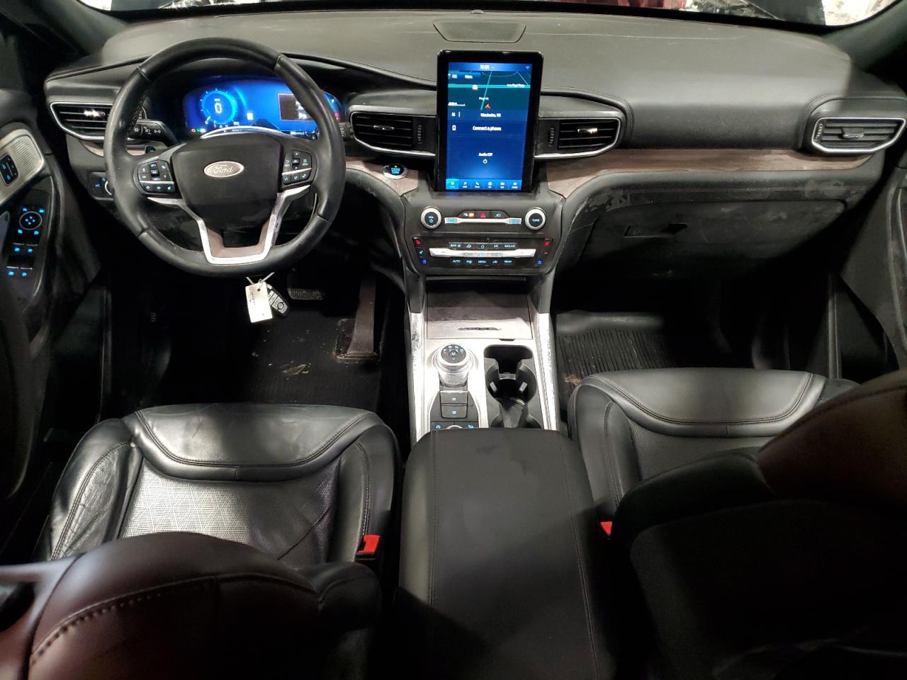 2020 Ford Explorer - Image 8