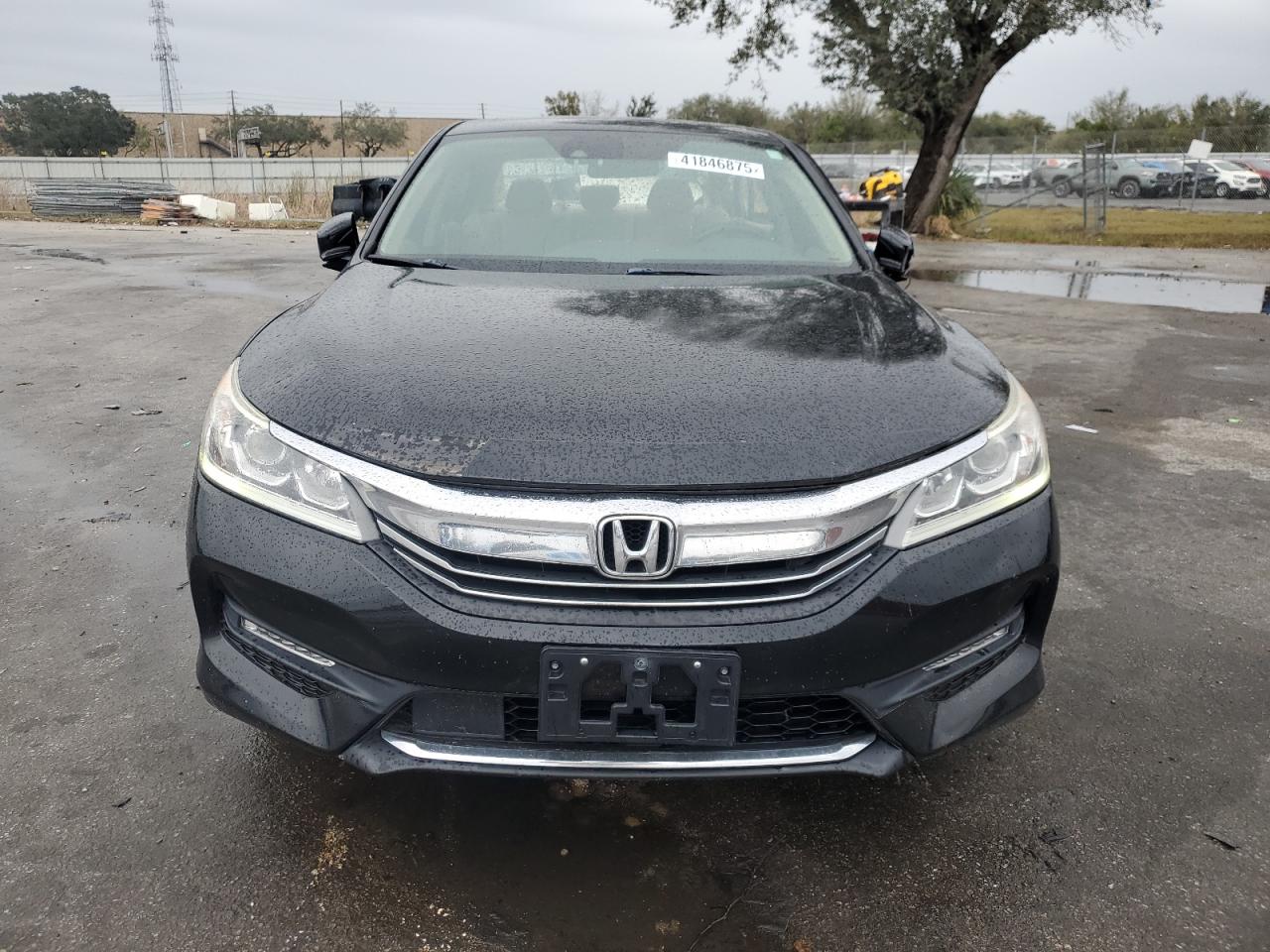 2016 Honda Accord - Image 5